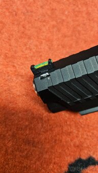 Predám Airsoft pištoľ Combat Master - 3