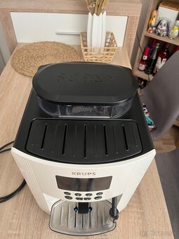 KRUPS Pisa White + XS6000 Autocappuccino EA816170 - 3