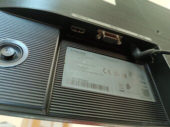 Predám Monitor Samsung F24T370 - 3