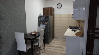 Dostupná izba v 1,5 izbovom byte - 3