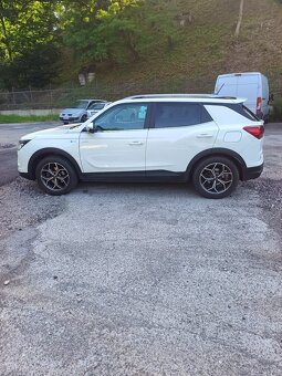 Predám Ssangyong korando 1.5 TGDi 4x4 automat - 3