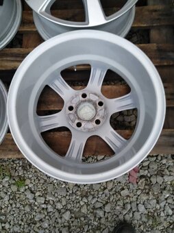 16" alu Mitsubishi + TPMS + zimné pneumatiky. - 3