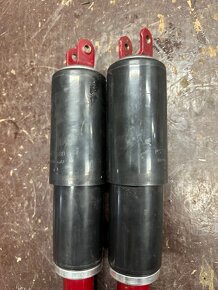 Predám orig. nové zadné tlmiče JAWA ČZ 175 250 350, uloženka - 3