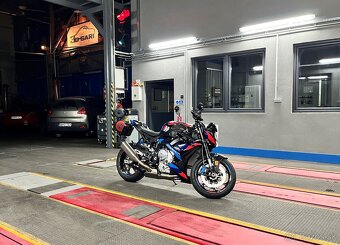 BMW M 1000 R - M Competition - 3