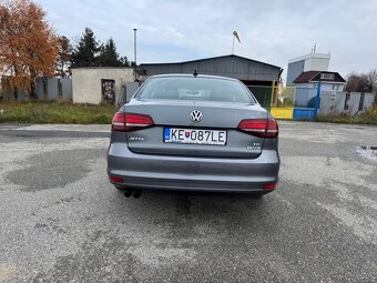 VW JETTA - 3