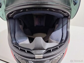 Predám moto helmu HJC - 3