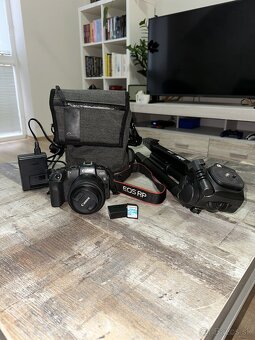 Canon Eos RP + Canon RF 35mm f/1.8 - 3
