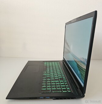 Herný notebook Monster Intel i7 RTX 3050 RAM 16 GB 144hz - 3