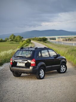 Hyundai Tucson 2.0 CRDi 4x4 - 3