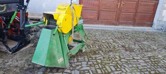 Predám drvič štiepkovač za traktor - 3