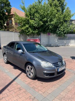 Volkswagen Jetta 1.9 BXE - 3