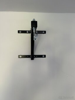 Nástenný držiak na zavesenie boxovacieho vreca - 3