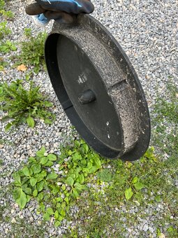 Poklop na šachtovu ruru DN425 - 3