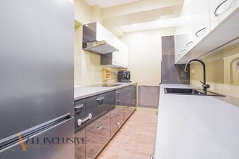 ALL INCLUSIVE | NA PREDAJ DVOJGENERAČNÝ 8-IZBOVÝ RODINNÝ DOM - 3