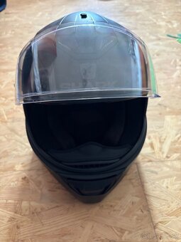 Moto bunda zn. Dainese a prilba zn. Shark - 3