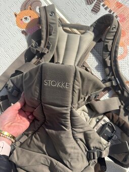 STOKKE nosic pre babatko - 3