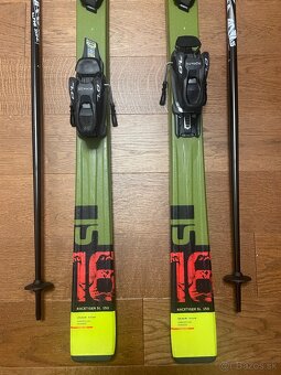 Predám zánovné juniorské lyže 150cm - 3
