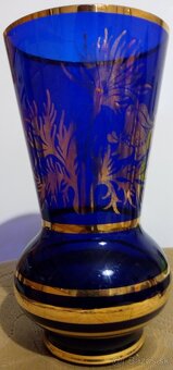 Predám dekoračné predmety z brúseného a farebného skla - 3