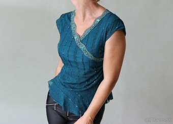 Spoločenské tričko-top veľ. S - 3