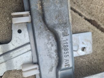 Peugeot 207 stahovačka p.p - 3