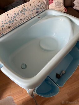 Chicco prebaľovací pult s vaničkou - 3