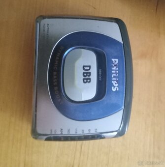 Walkmany Philips, Aiwa - 3