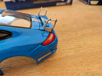 Predám modely áut v mierke 1:18 1/18 - 3