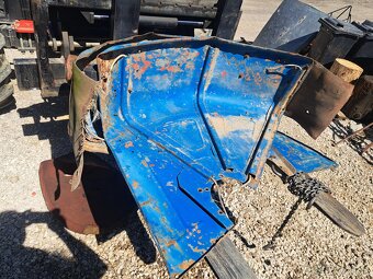 PREDAM PREVODOVKU+DIFERAK TRAKTOR ZETOR 3011 - 3
