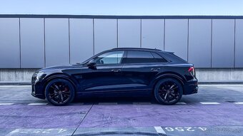 POSTUPIM LEASING AUDI Q8 50 TDI 2024 - 3