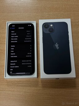 Apple iPhone 13 256GB - 3