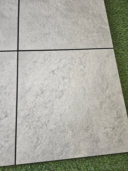 Dlažba hrubka 2 cm aj na terče 60x60, sivá silver - 3