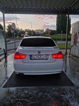 BMW E90 320D facelift (vymenim) - 3
