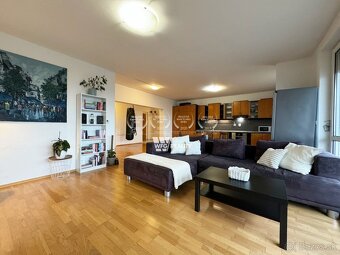 Drotárska cesta_4 izb. byt /122m2/ s garážovým státim, šatní - 3