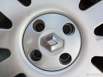 Elektróny 4x100 R16 - 3