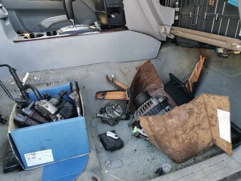 Sorento 2,5crdi 103kw automat - 3