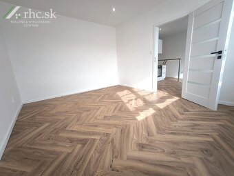 1-IZBOVÝ BYT PO KOMPLETNEJ REKONŠTRUKCII V CENTRE MESTA - DU - 3
