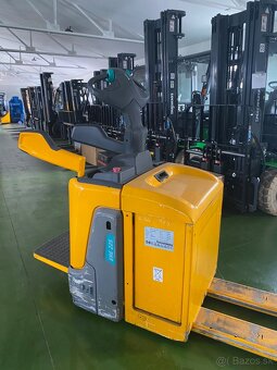 Ručne vedený NZV Jungheinrich 2500 kg - 3