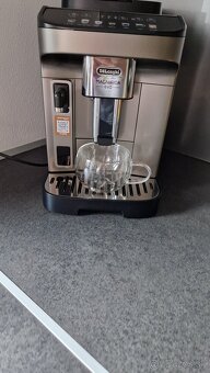 Kávovar delonghi Magnifica Evo - 3