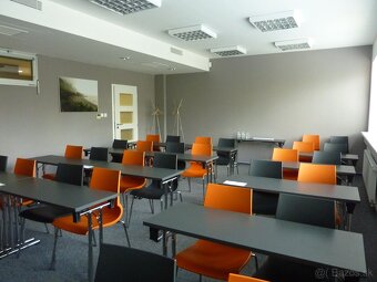 Nábytok zo školiacej učebne - 3