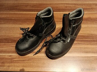 Pracovná obuv 42 - 3