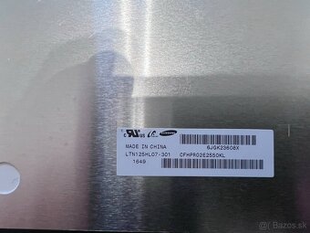 Predám obrazovku do notebooku 12,5"LED SLIM display 30pin - 3