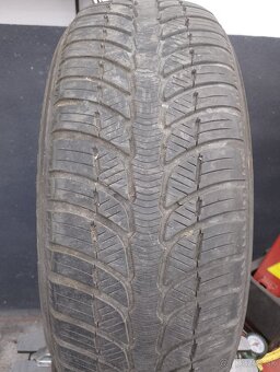 195/65 R15 - 3