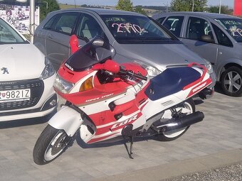 Honda  CBR 1000F - 3