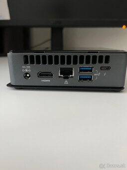 Intel NUC - 3