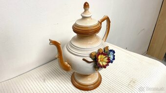 Porcelánová konev - 3