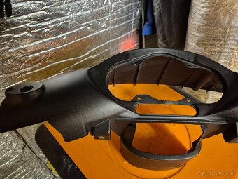 predna maska aprilia SR - 3