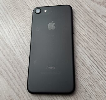 Predám iPhone 7, farba tmavá šedá, 32 GB - 3
