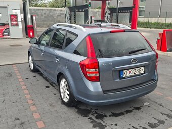 Predám Kia Ceed 1.6 CRDi - 3