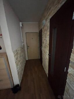 Ponúkame na predaj 3 - izbový byt v Trebišove - 3