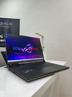 ASUS ROG Strix G614JI-N4081W - 3